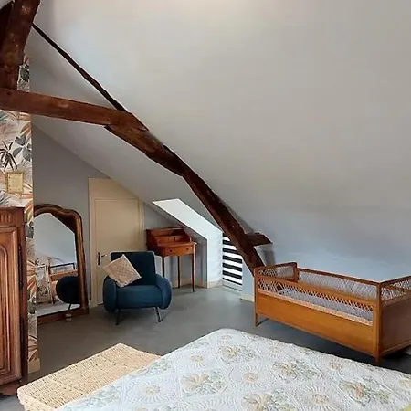 Nyaraló Logis Des Fees, Spa, Piscine Et Jardin Baugé