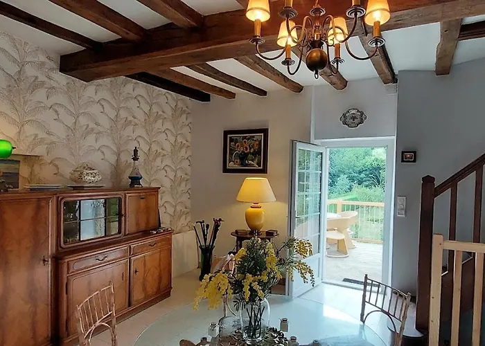 Feriehus Logis Des Fees, Spa, Piscine Et Jardin Baugé