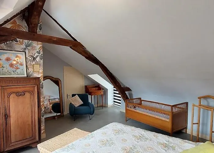 Feriehus Logis Des Fees, Spa, Piscine Et Jardin Baugé